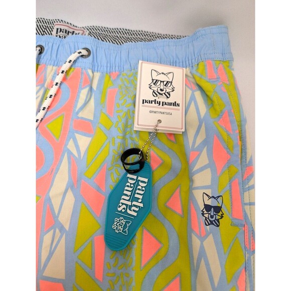 Party Pants Men’s Shorts Sz M Swim Trunks Maui Wowie Pockets - Picture 2 of 5